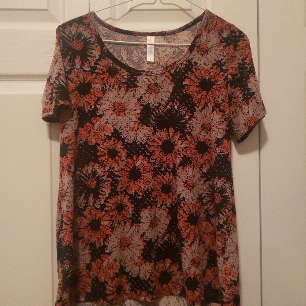 Lularoe Classic T Sunflowers